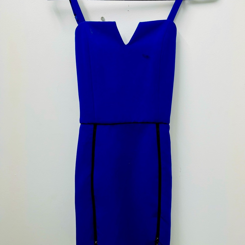 SMALL Vestique cocktail/mini dress.    Zippers on each side for decorative.